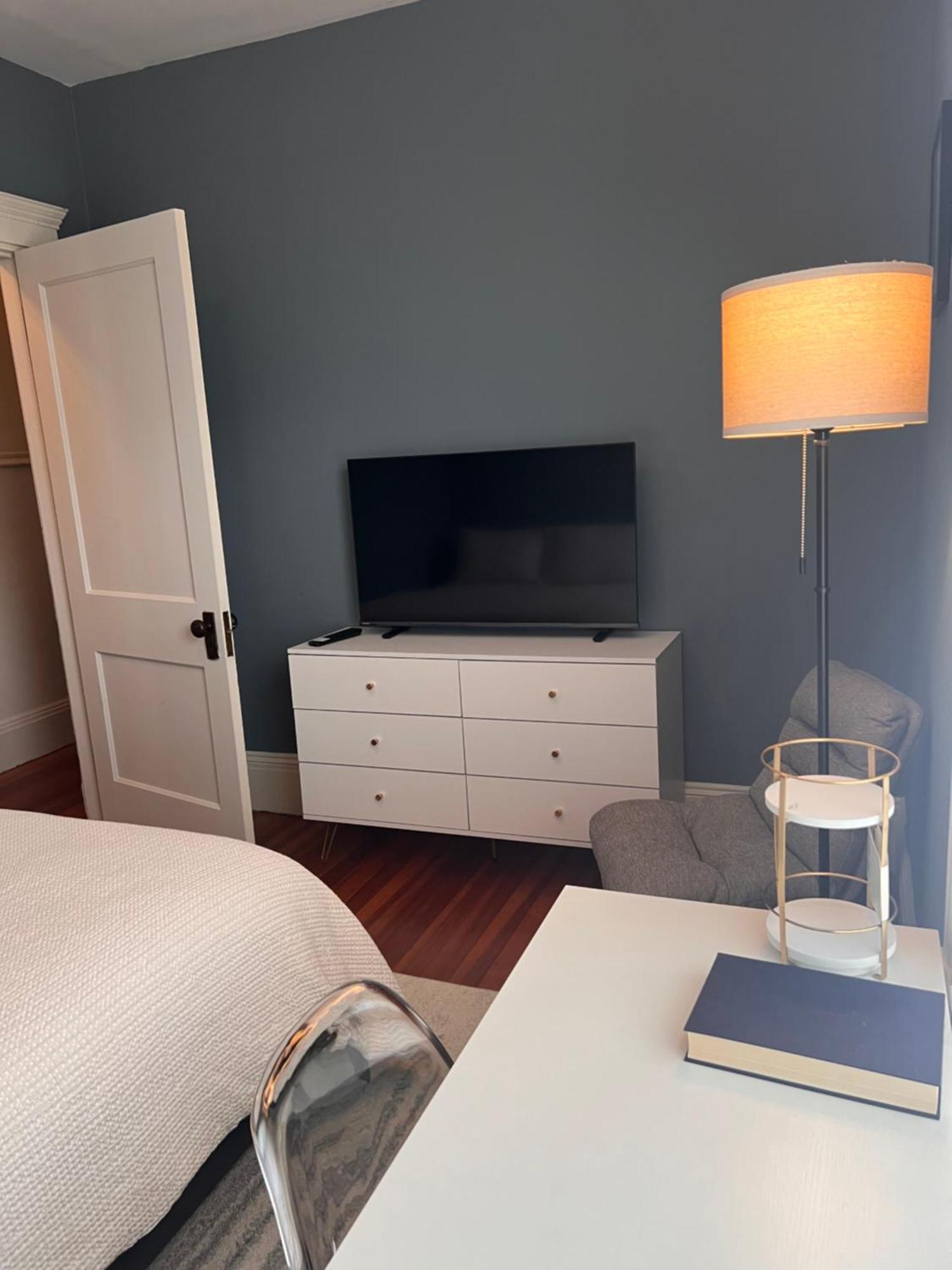 Cozy Private Fully Furnished In Privatunterkunft Boston